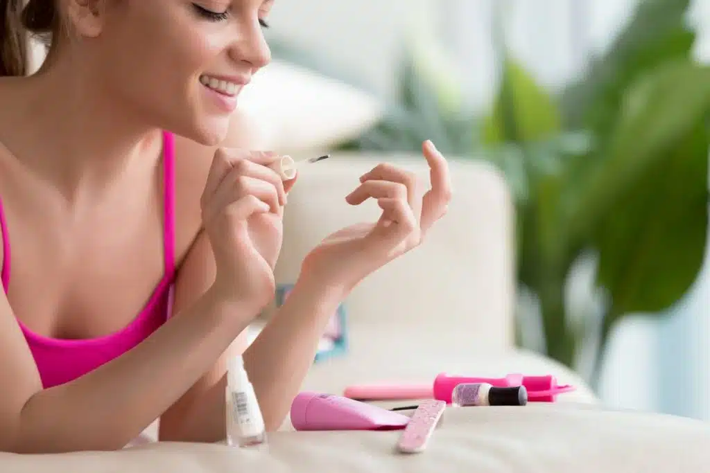 manucure professionnelle à domicile blog sur les ongles